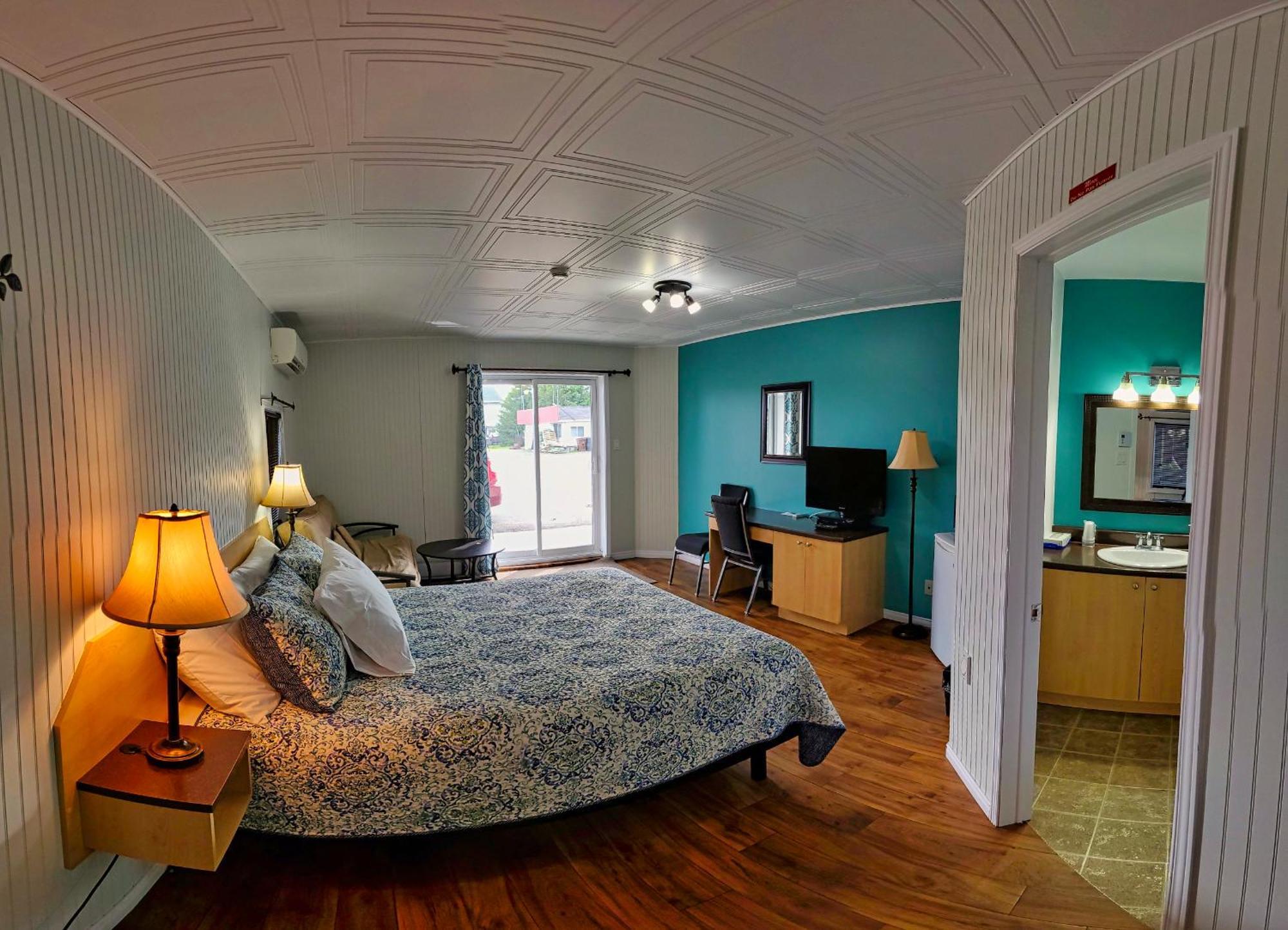 Motel Au Vieux Frontenac Thetford Mines Exterior foto